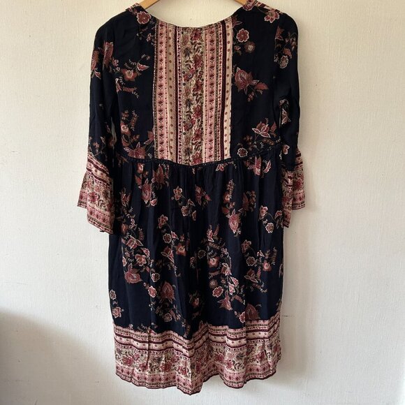 Knox Rose Shift Dress Womens Small Black Floral Boho V-neck Knee Length - Picture 6 of 6